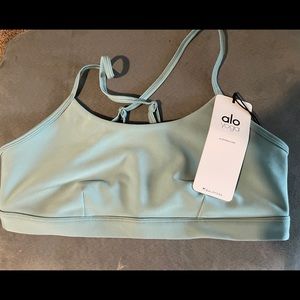Size L Aloyoga airlift intrigue sports bra NWT